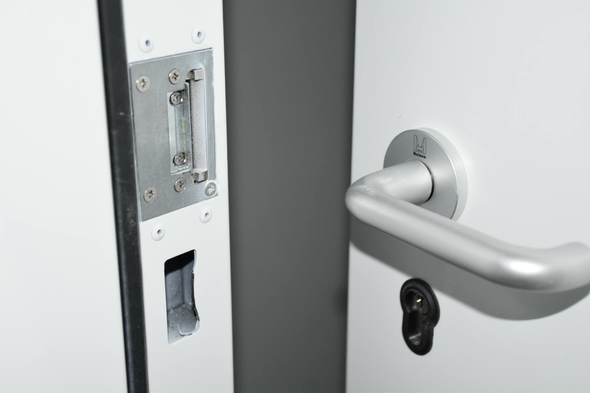 Safe door intégrée